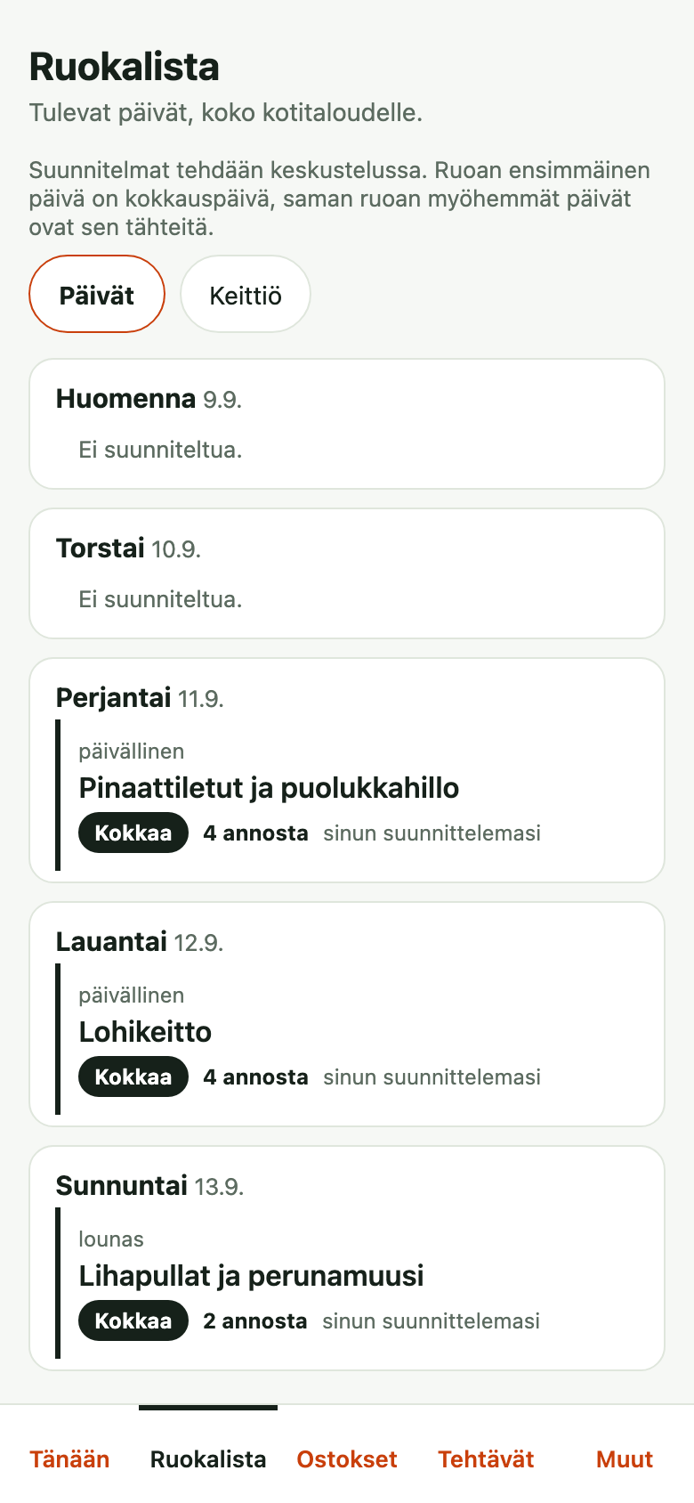 Viikon ruokalista puhelimessa keskiviikosta sunnuntaihin: keskiviikko ja torstai tyhjinä, perjantaina pinaattiletut, lauantaina lohikeitto, kumpikin neljälle